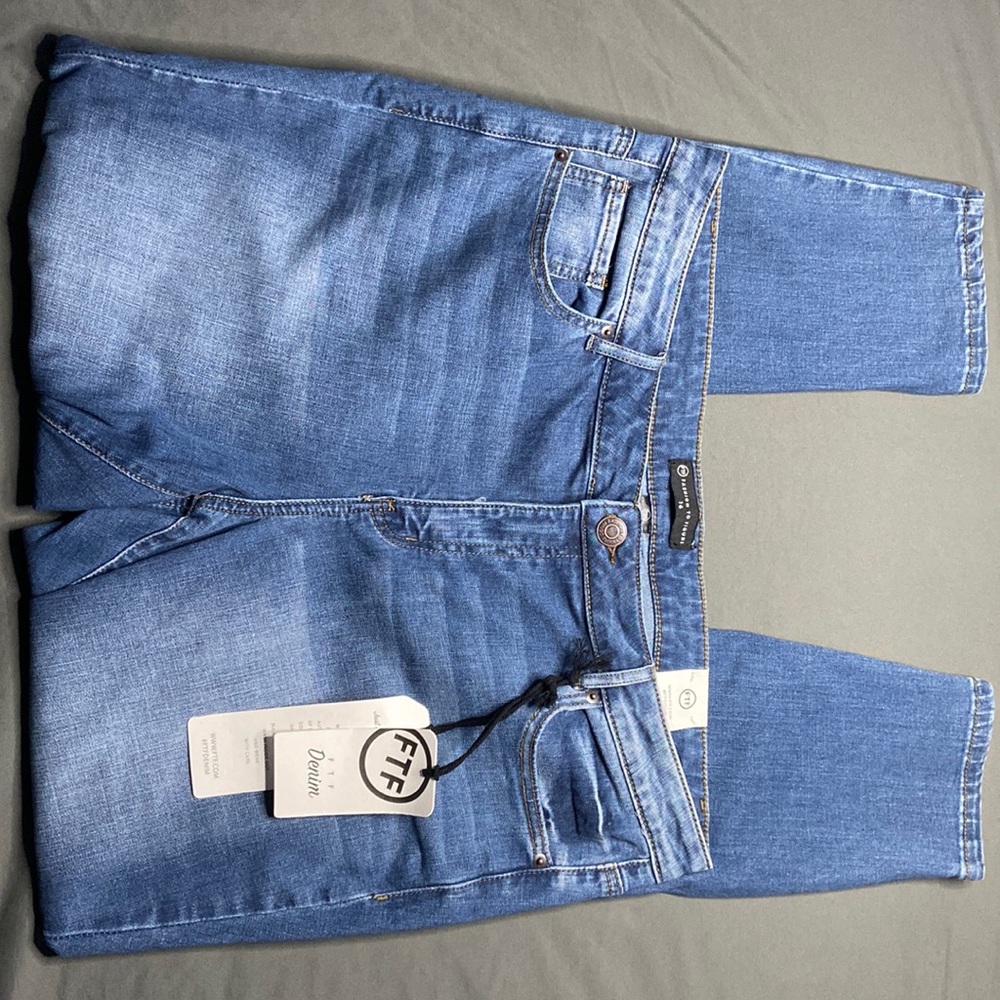 Fashion To Figure Skinny Leg Jeans (16-Plus Size)